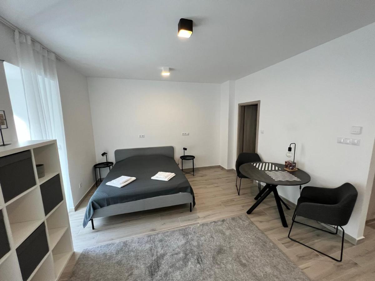 Bez7 Apartman Budapest Esterno foto